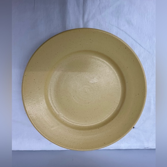 CAGLE ROAD Hand Thrown Pottery Butter Yellow Plate - Picture 2 of 4